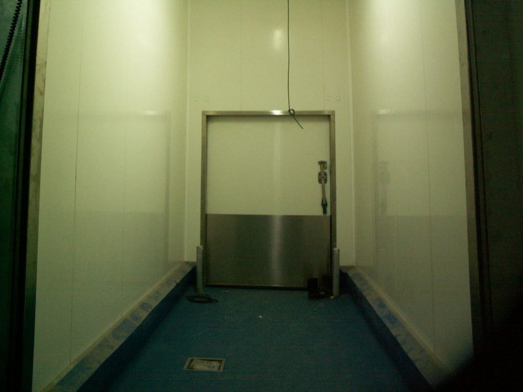 Porte coulissante de refrigeration